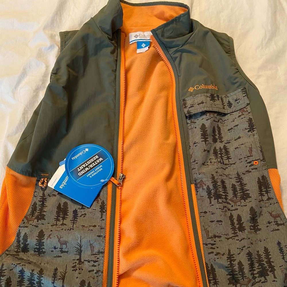 Columbia Vest Brand New